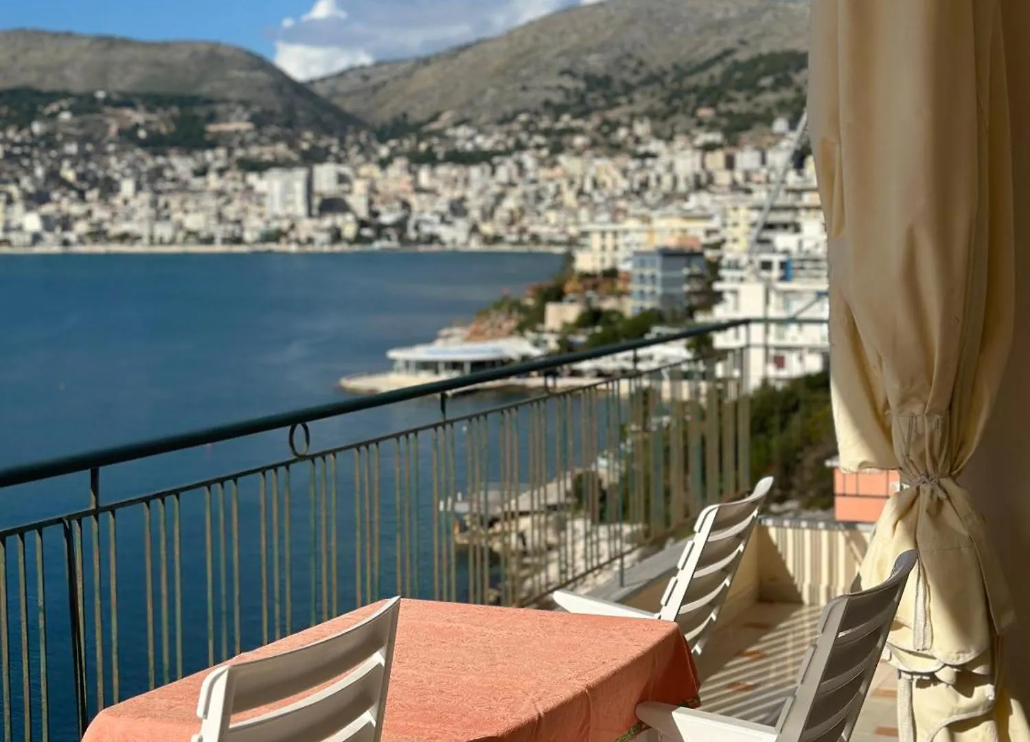 Sail Sea View Apartments Sarandë