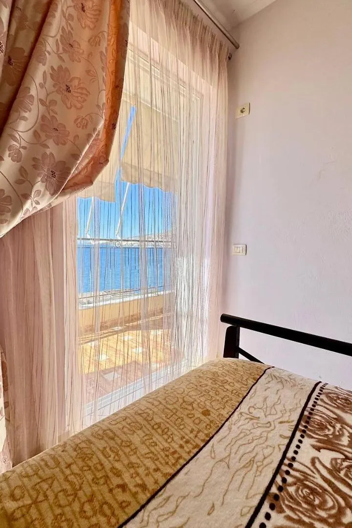 Sail Sea View Apartments Sarandë 0*,  Albania