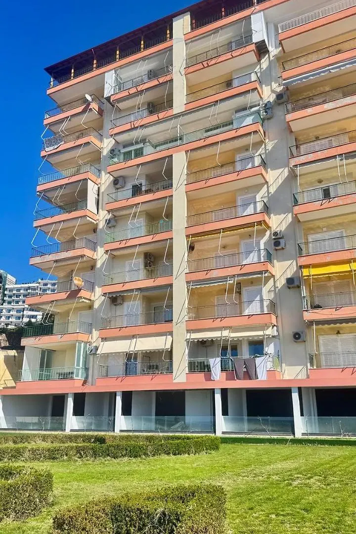 Sail Sea View Apartments Saranda 0*,